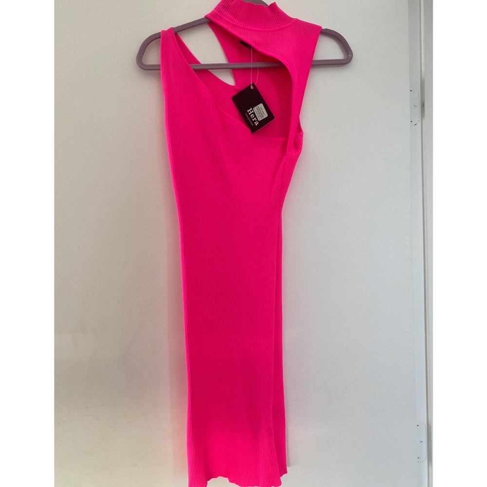 Neon pink glove dress NWT theboutique